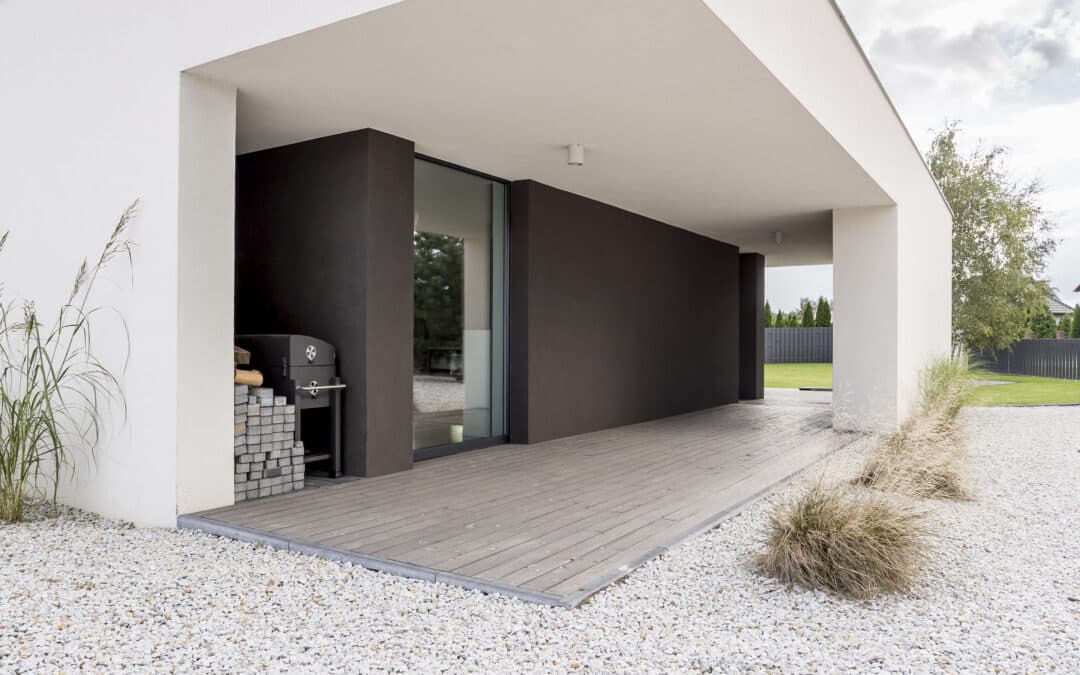 Elevate Your Curb Appeal with Decorative Gravel: A Design Guide