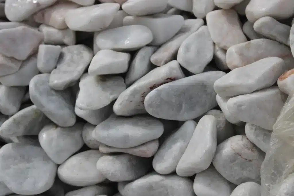 Tumbled White