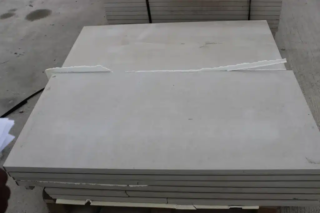 Buff 1.25"x2'x4'
